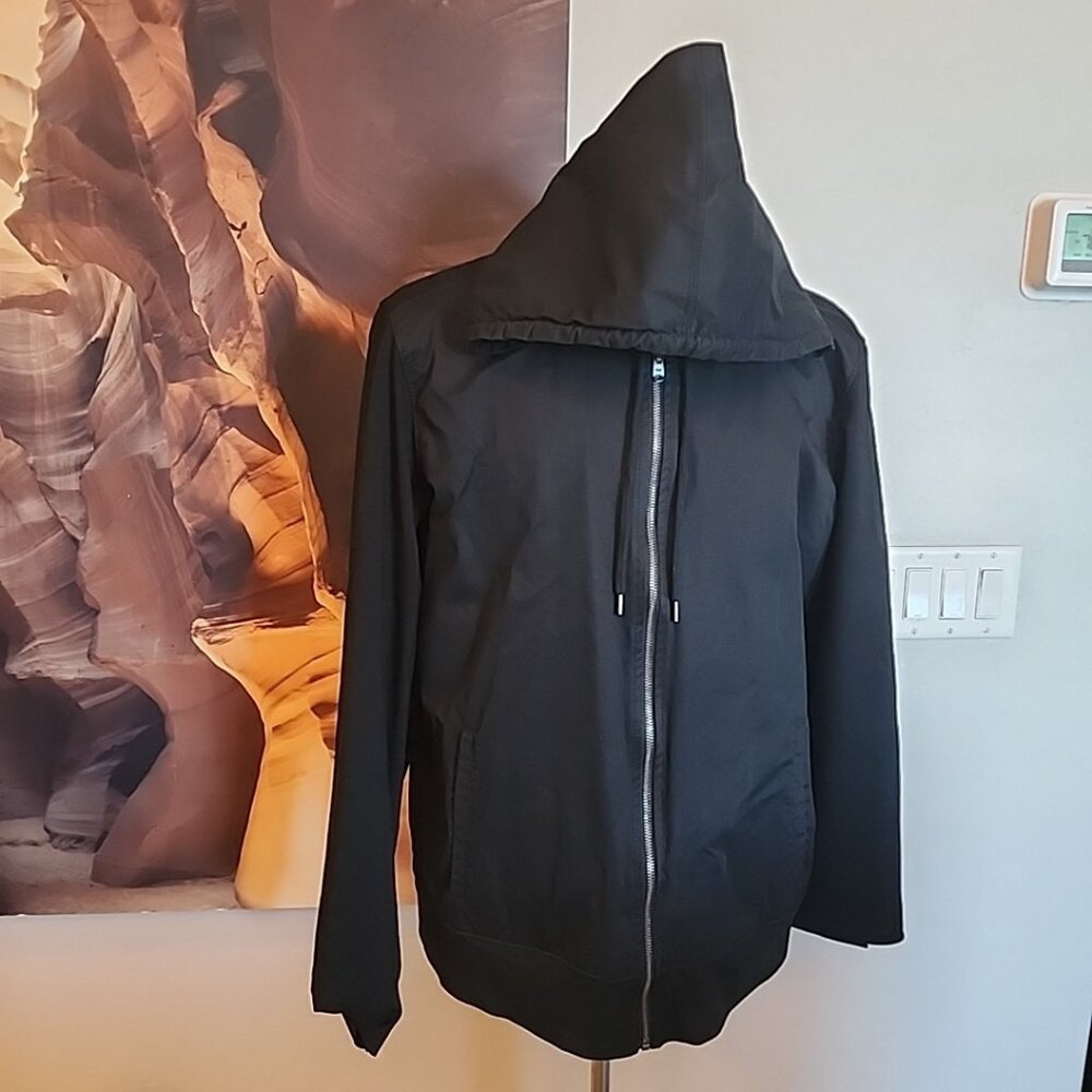 Gap Windbreaker Solid Black Zip Up XLarge Hooded Wind Breaker Jacket Mens XL